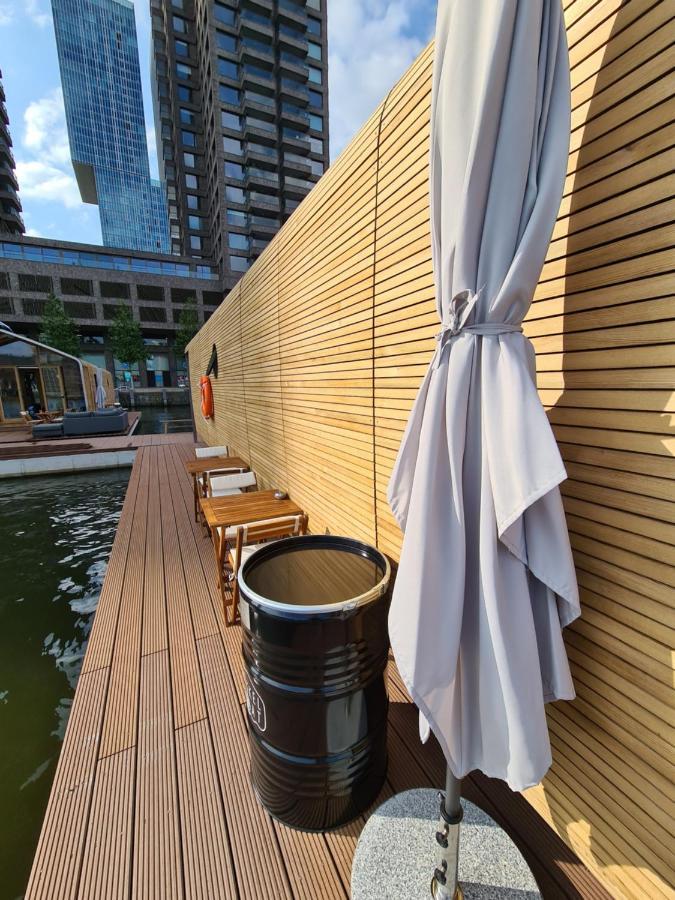 Wikkelboats At Floating Rotterdam Rijnhaven Villa Dış mekan fotoğraf