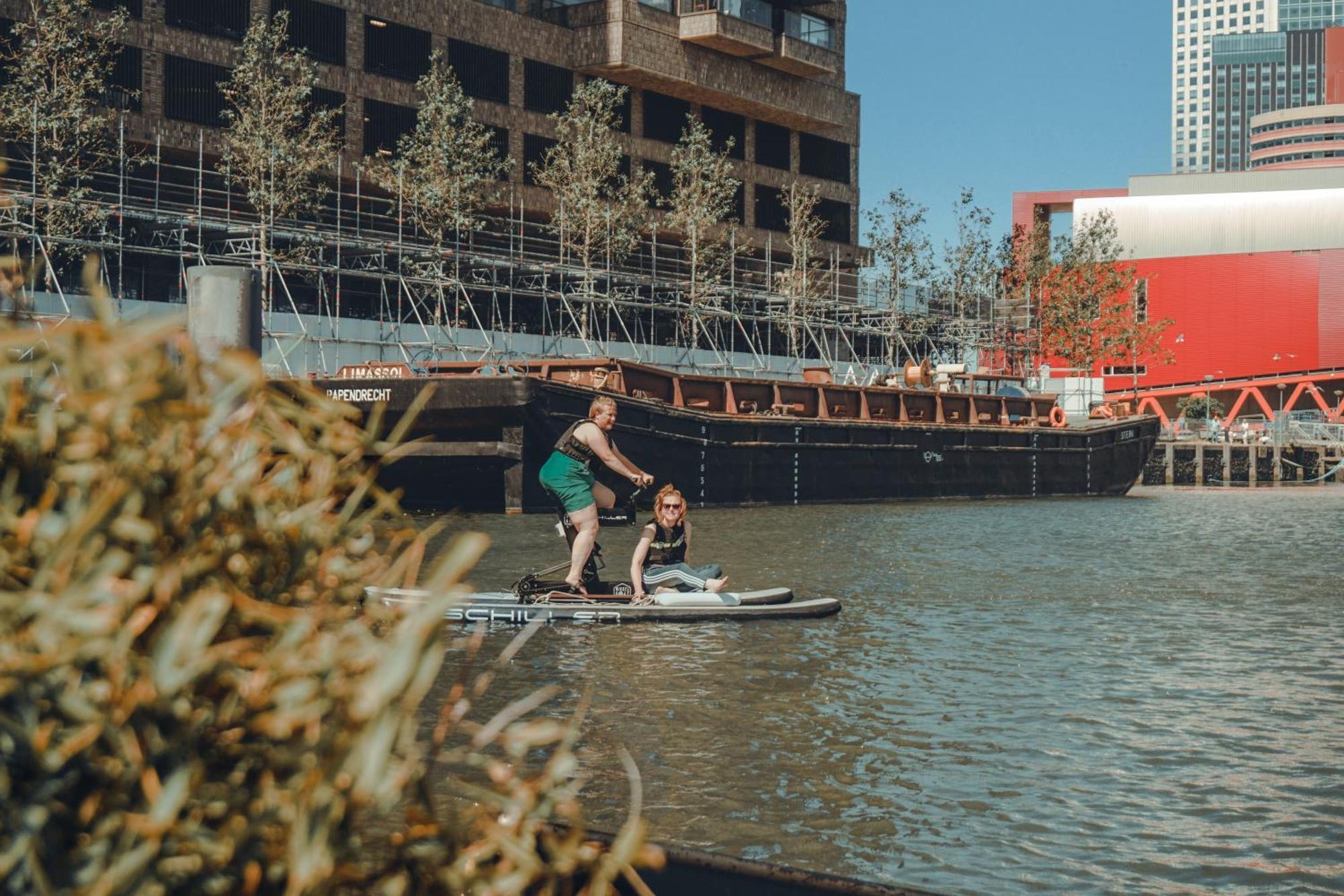 Wikkelboats At Floating Rotterdam Rijnhaven Villa Dış mekan fotoğraf