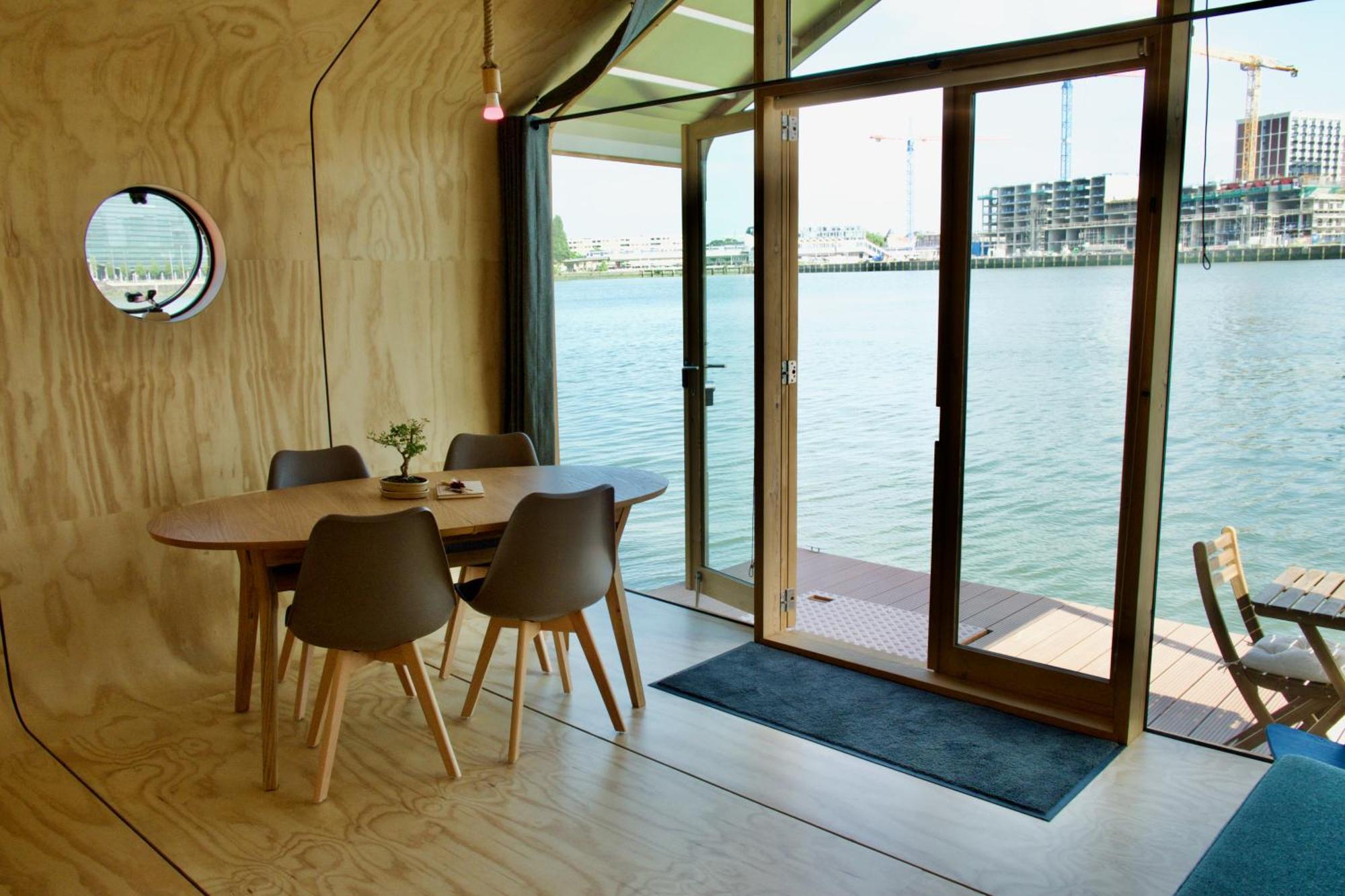 Wikkelboats At Floating Rotterdam Rijnhaven Villa Dış mekan fotoğraf
